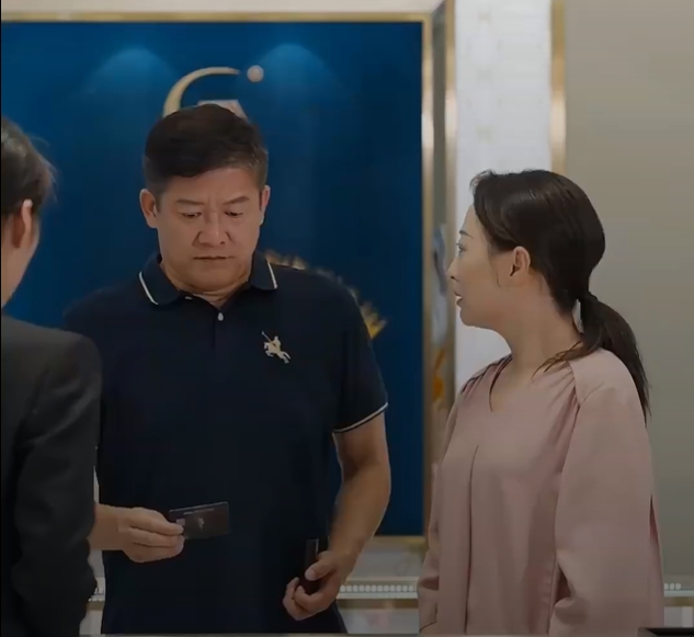 Hidden Identities, Billionaire Husbands, and Dangerous Love: Why These Short Dramas Are Impossible to Stop Watching